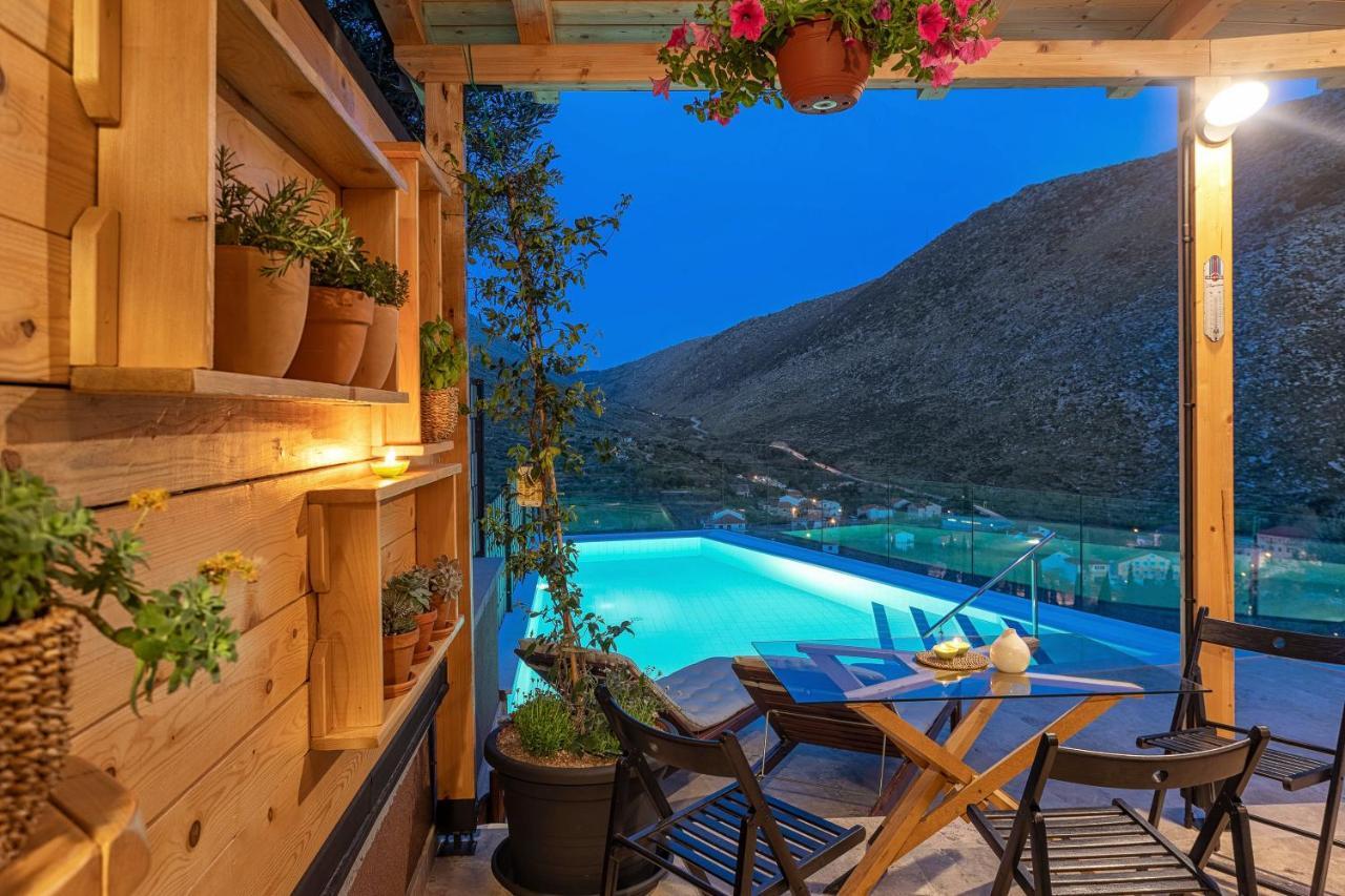 Villa Normabel Relaxing With Heated Pool And Sauna Zrnovnica