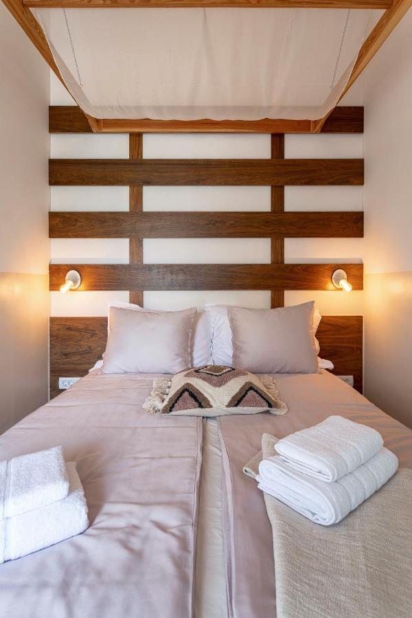 Villa Normabel Relaxing With Heated Pool And Sauna Zrnovnica